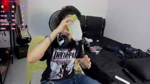 Charlie online show from July 19, 2:26 am