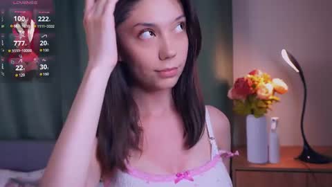 Yumi online show from June 11, 10:41 pm