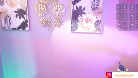 Snapshot of charloottee_1 chatting on November 1, 3:19 am Char 3 Lets go for the 100 Thumb-Up online show from November 1, 3:19 am