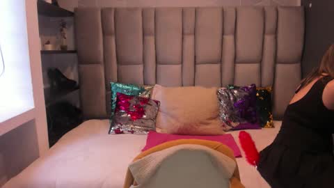 Charlot milf online show from October 22, 11:54 am