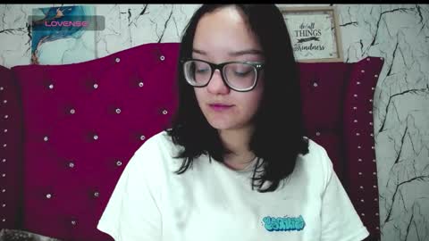 charlotte1_ls online show from December 9, 12:45 am