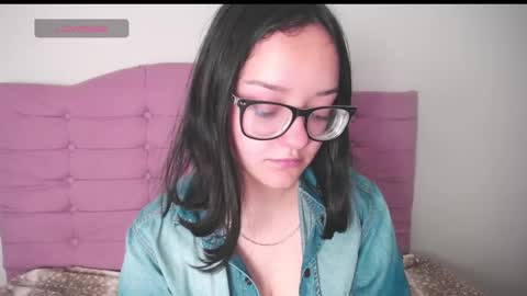 charlotte1_ls online show from December 9, 11:56 pm