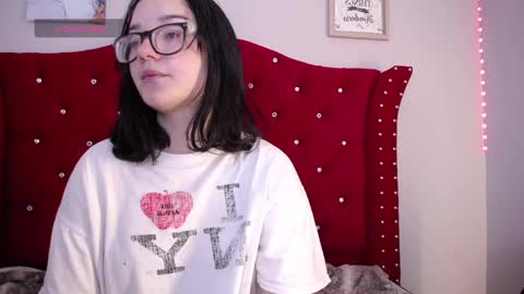 charlotte1_ls online show from December 16, 12:37 am