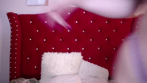 charlotte1_ls online show from February 11, 12:38 am