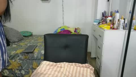 charlotte_027 online show from December 22, 3:36 am