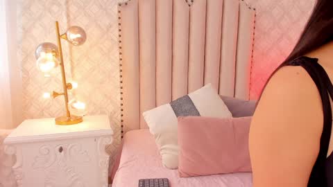   Charlotte  online show from January 7, 7:28 pm