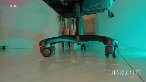 charlotte  grey online show from December 2, 7:42 pm