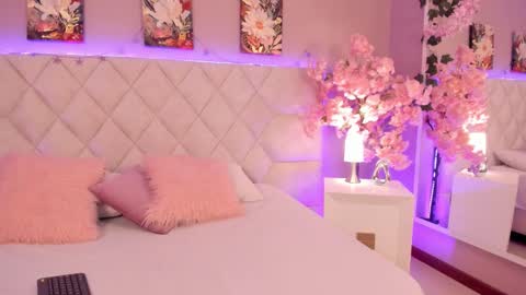 Daniela online show from March 4, 3:23 am