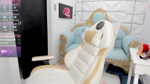 charlotte__milf online show from January 20, 8:09 am