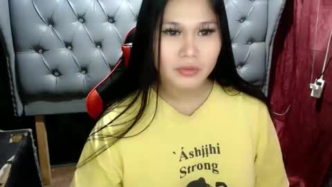 charlotte_anne11 online show from December 4, 5:54 pm