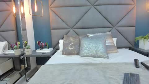 Snapshot of charlotte_copper chatting on March 9, 3:05 pm Charlotte online show from March 9, 3:05 pm