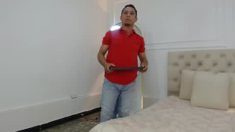 Snapshot of charlotte_dante212 chatting on December 14, 5:24 am charlottte y dante online show from December 14, 5:24 am