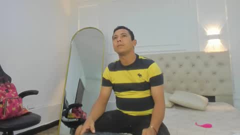 charlottte y dante online show from February 9, 3:32 am