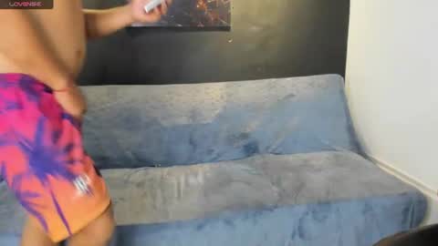 Snapshot of charlotte_dante212 chatting on July 9, 4:22 pm charlottte y dante online show from July 9, 4:22 pm