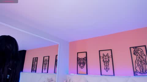 Charlotte online show from December 2, 12:10 pm