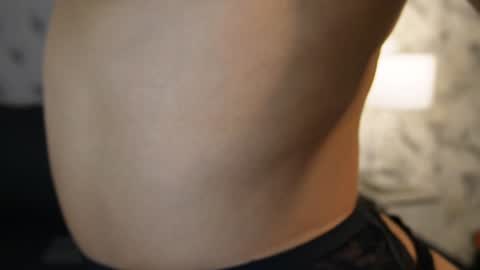 Snapshot of charlotte_harriz chatting on January 23, 9:29 am Charlotte online show from January 23, 9:29 am