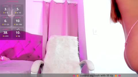 Snapshot of charlotte_love09 chatting on February 8, 9:03 am Charlotte online show from February 8, 9:03 am