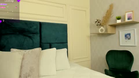 Charlotte Mayers online show from February 18, 11:22 am