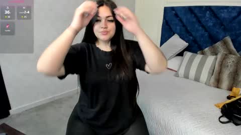 Charlotte Mayers online show from October 27, 11:25 am