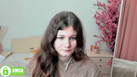 Snapshot of charlotte_wow chatting on December 6, 3:33 pm Charlotte online show from December 6, 3:33 pm