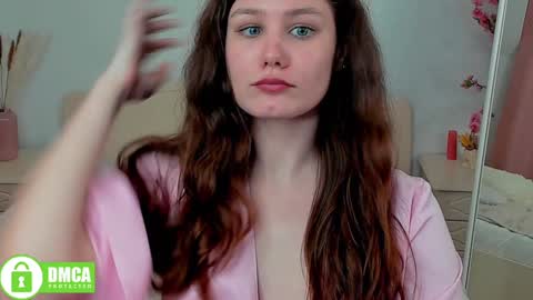 Snapshot of charlotte_wow chatting on December 8, 5:01 pm Charlotte online show from December 8, 5:01 pm