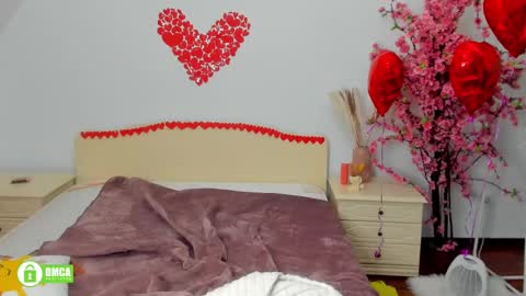 Snapshot of charlotte_wow chatting on February 19, 3:17 am Charlotte online show from February 19, 3:17 am