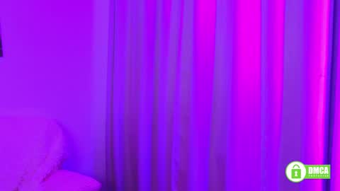 Snapshot of charlotte_wow chatting on March 8, 9:18 pm Charlotte online show from March 8, 9:18 pm