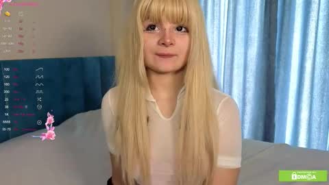 charlotte_wxw online show from November 27, 9:00 am