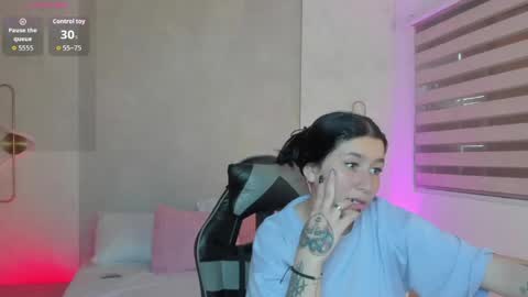 Charlottee online show from June 5, 8:14 pm