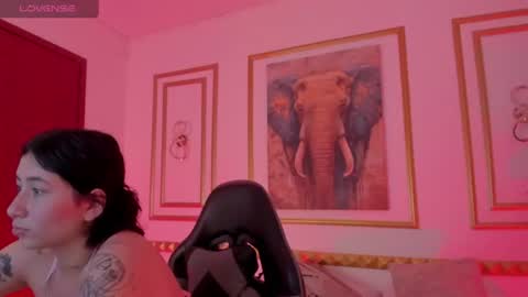 Charlottee online show from July 2, 2:11 am