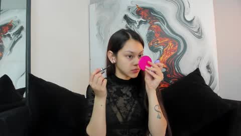 charlottegray_1 online show from October 8, 3:59 am