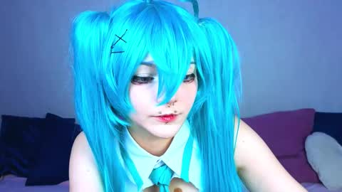 charlotteharuko online show from November 14, 9:02 pm
