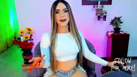 charlotte villorina online show from April 21, 6:41 am