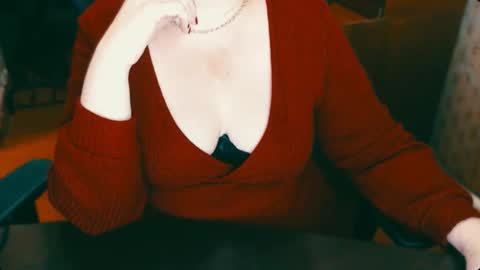 CharlotteXTasty online show from December 17, 1:16 pm