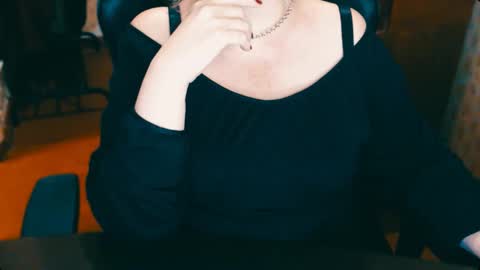 CharlotteXTasty online show from December 19, 3:30 pm