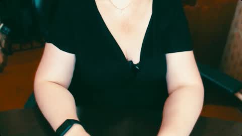 CharlotteXTasty online show from November 27, 11:45 am