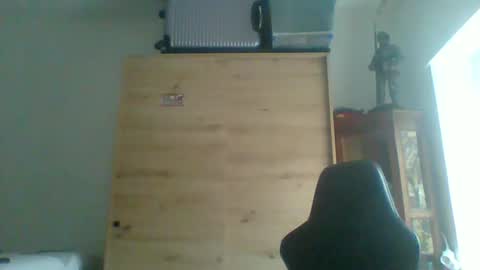 Snapshot of charlypalgar chatting on December 16, 8:30 am charly online show from December 16, 8:30 am