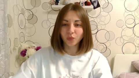 charming__chick online show from June 18, 5:50 pm