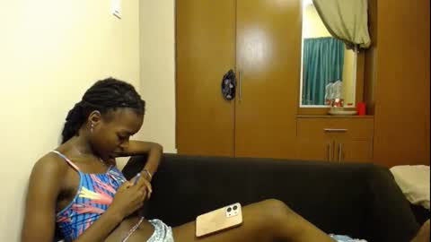 Coco online show from December 3, 7:45 pm