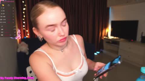 Snapshot of charming_daisy chatting on February 28, 3:37 am my fansly Charming daisy My Wishlist for new toys online show from February 28, 3:37 am