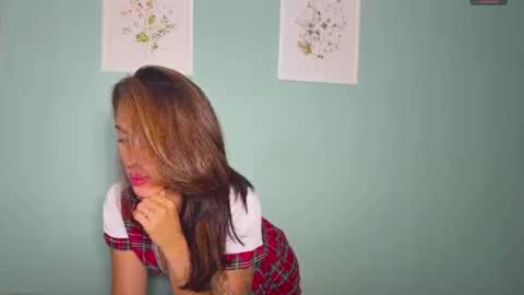 Snapshot of charmingaura chatting on September 14, 4:39 pm Mia online show from September 14, 4:39 pm