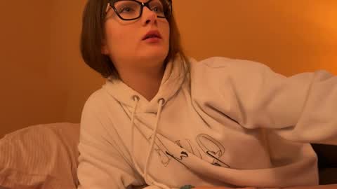 Snapshot of charmingkatie chatting on December 15, 12:42 pm katie online show from December 15, 12:42 pm