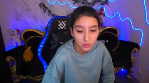 SweetMoco online show from January 21, 7:15 am