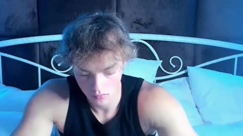 Snapshot of chase_muscular chatting on October 8, 4:15 pm Chase online show from October 8, 4:15 pm