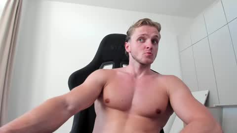 Chase Reed online show from May 24, 5:18 pm