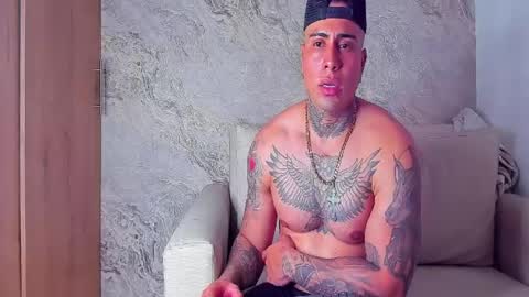 chase winters online show from April 2, 4:32 am