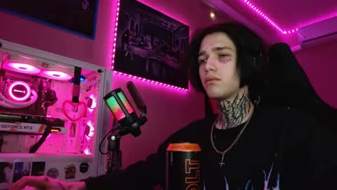 Snapshot of chasxr chatting on February 24, 10:04 am Ryan online show from February 24, 10:04 am