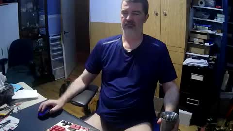 wanaBeYourToy online show from April 17, 11:13 am