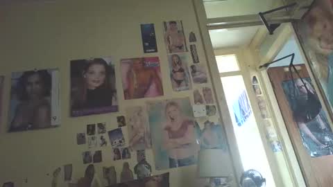 lee online show from September 19, 12:06 pm