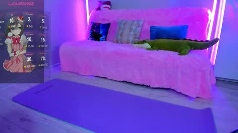 Snapshot of chatur_lady_ chatting on November 12, 6:03 am Betty online show from November 12, 6:03 am